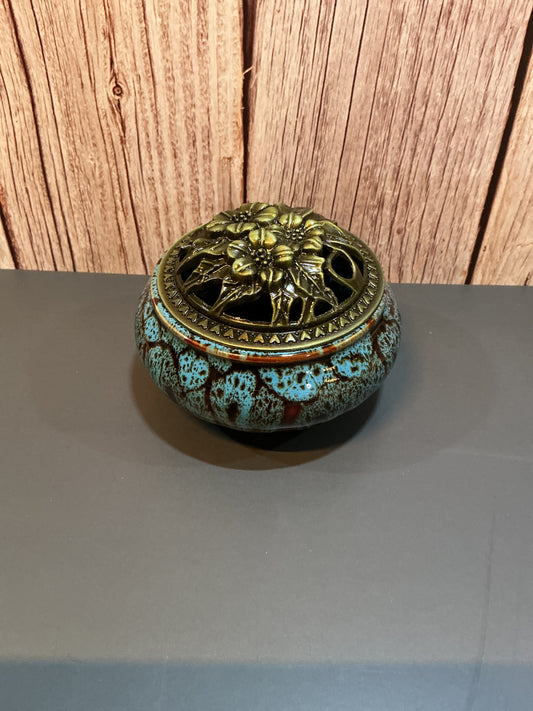 Celestial Bloom incense burner BLUE